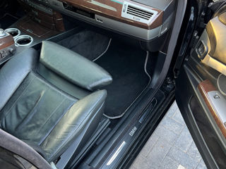 BMW 7 Series foto 10