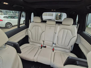 BMW X7 foto 11