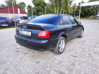 Audi A4 foto 7