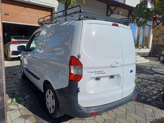 Ford Transit Courier foto 5