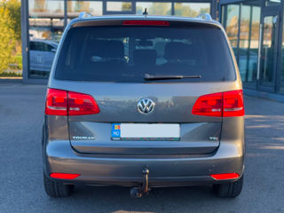 Volkswagen Touran foto 5