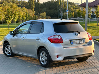 Toyota Auris foto 4