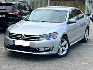 Volkswagen Passat foto 3