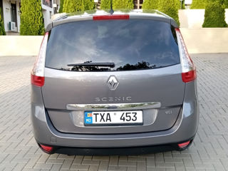 Renault Grand Scenic foto 2