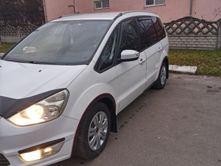 Ford Galaxy foto 4