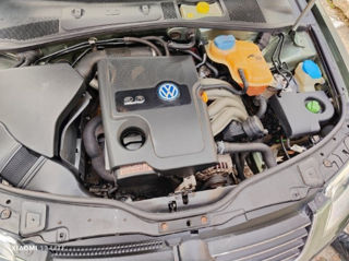 Volkswagen Passat foto 2