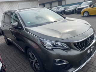 Peugeot 5008 foto 2