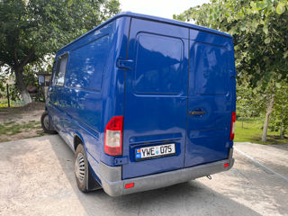 Mercedes Sprinter 208 foto 3