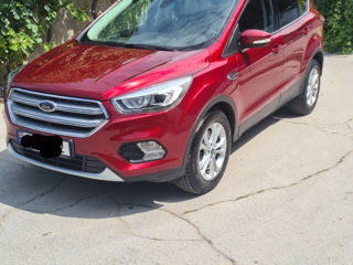 Ford Kuga foto 4