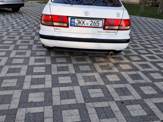 Toyota Carina foto 6