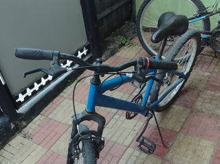 Vând bicicleta în stare bună