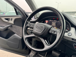 Audi Q7 e-tron foto 9