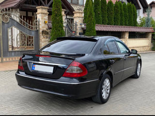 Mercedes E-Class foto 3