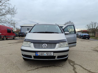 Volkswagen Sharan foto 5