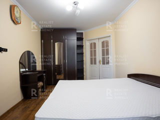 Apartament cu 2 camere, 50 m², Botanica, Chișinău foto 2