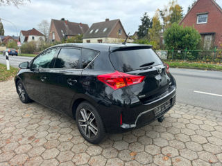 Toyota Auris foto 4