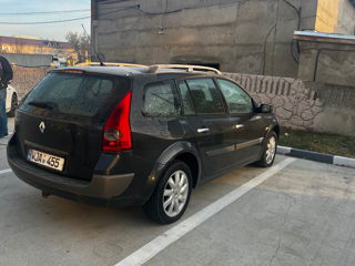 Renault Megane foto 2