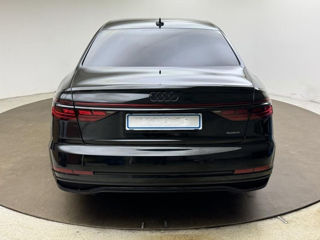 Audi A8 foto 6