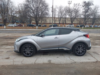 Toyota C-HR foto 5