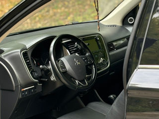 Mitsubishi Outlander foto 7