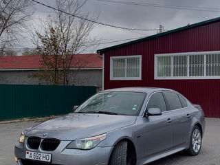 BMW 5 Series foto 3