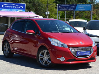 Peugeot 208 foto 3