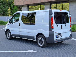 Opel Vivaro foto 4