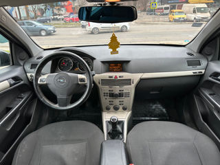 Opel Astra foto 8