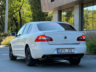 Skoda Superb foto 5