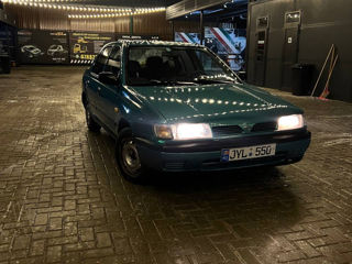 Nissan Sunny foto 6