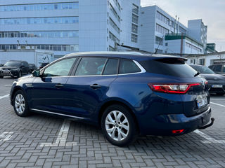 Renault Megane foto 2