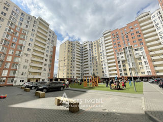 Astercon! Buiucani, str. Vasile Lupu, 3 camere + living. Euroreparație! foto 18