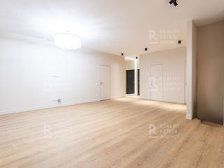 Apartament cu 2 camere, 114 m², Centru, Chișinău foto 4