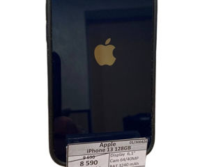 Apple iPhone 13