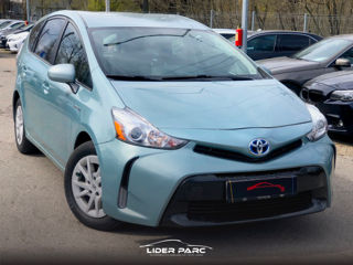 Toyota Prius v