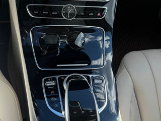 Mercedes E-Class foto 5