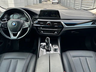 BMW 5 Series foto 6