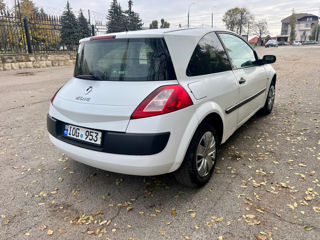 Renault Megane foto 4