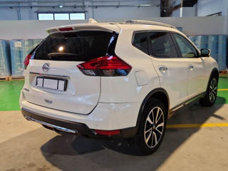 Nissan X-Trail foto 2