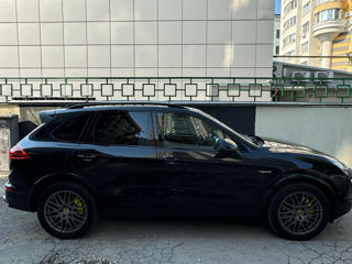 Porsche Cayenne foto 2