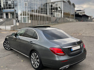 Mercedes E-Class foto 4