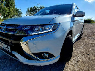 Mitsubishi Outlander foto 5