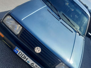 Volkswagen Jetta foto 6