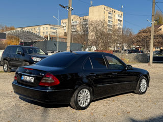 Mercedes E-Class foto 3