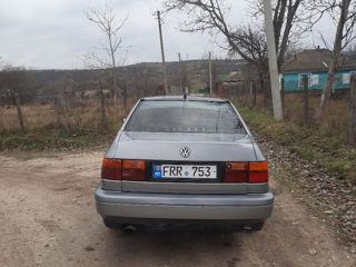 Volkswagen Vento foto 6