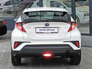 Toyota C-HR foto 6