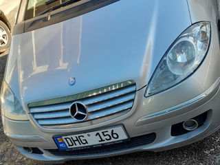 Mercedes A-Class foto 2