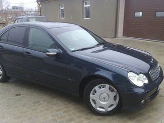 Mercedes C Class foto 6