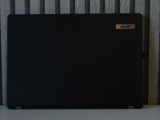Vând laptop Acer TravelMate 215-52 foto 4