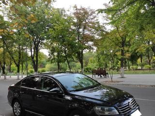 Volkswagen Passat foto 3